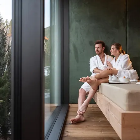 Waldrast - Forestside Living 4* Seis am Schlern